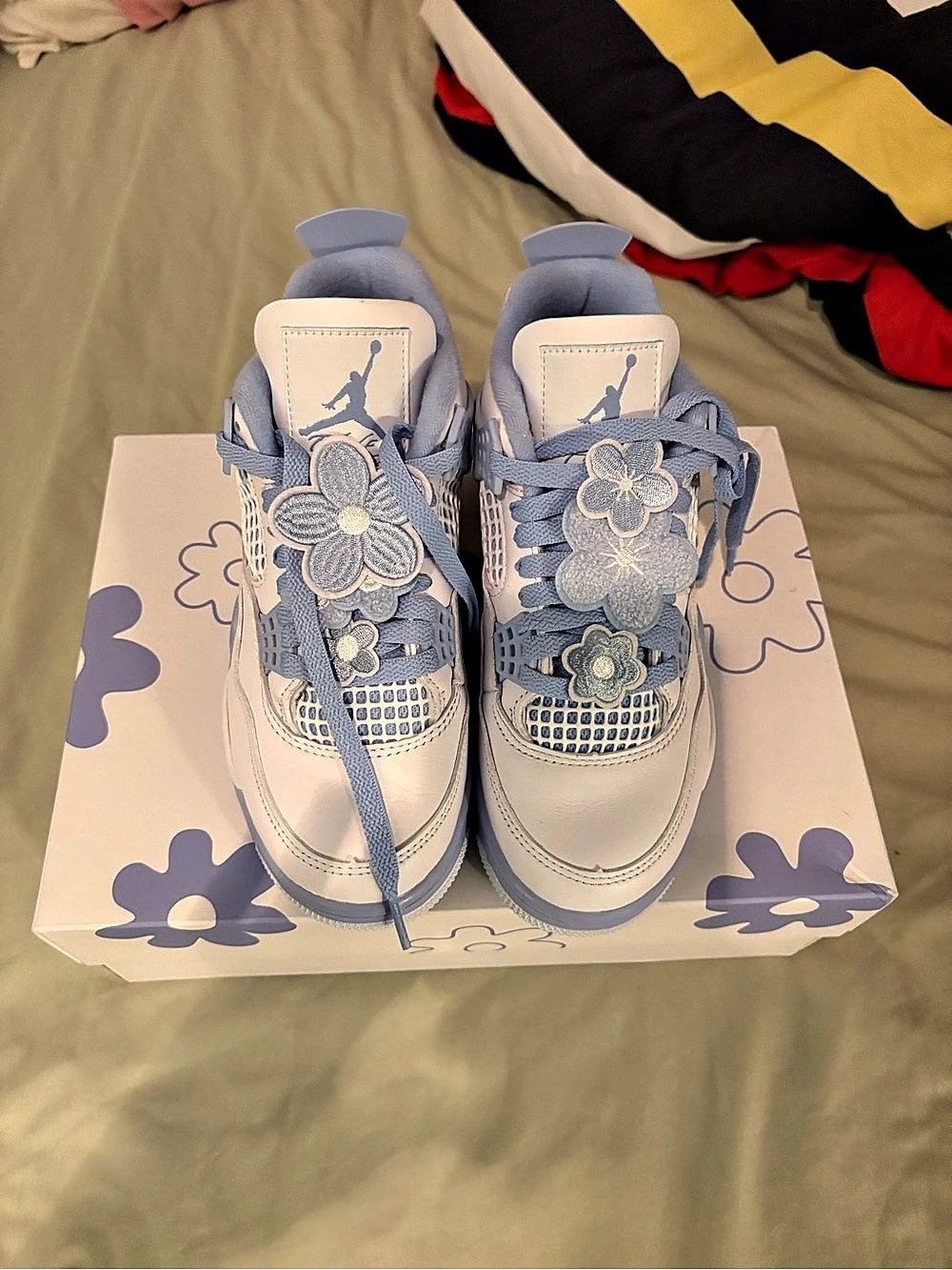 Jordan Air Jordan 4 Retro A Ma Maniére Floral Sneakers White & Blue